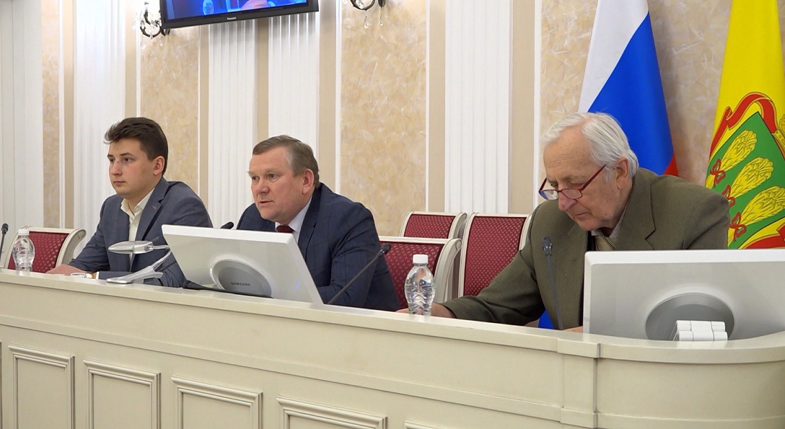 В Законодательном собрании региона начались занятия для участников проекта «Школа помощника депутата»
